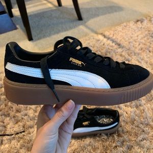 Puma Suede Sneakers
